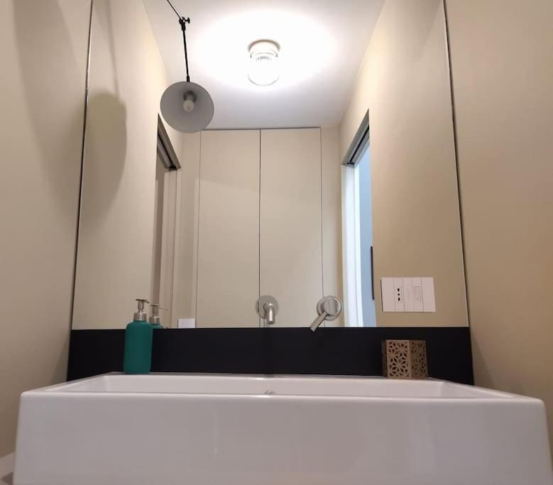 Apartamento La Vetrina Sulla Citta Milán Exterior foto